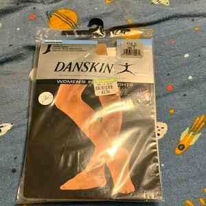 Dangling footed tights